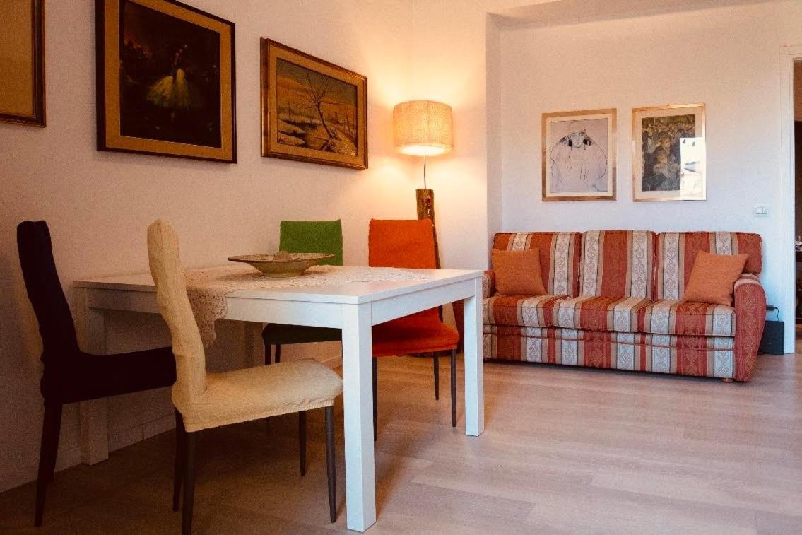Palmira House - Delizioso Bilocale For Two Daire Terni Dış mekan fotoğraf
